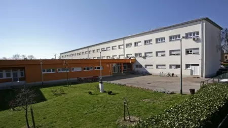 Osnovna škola Grigora Viteza na Krugama