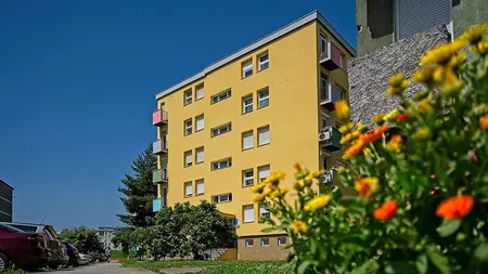 Stambena zgrada u Karlovcu