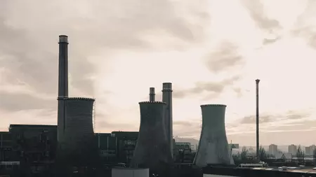 Izolacija visoko temperaturnih dimnjaka kamina