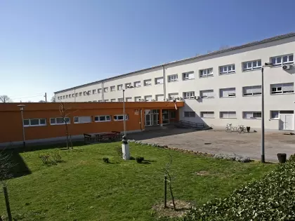 Osnovna škola Grigora Viteza na Krugama