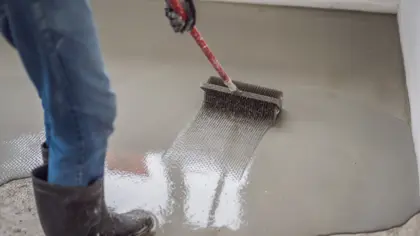 Nanošenje samonivelirajuće mase