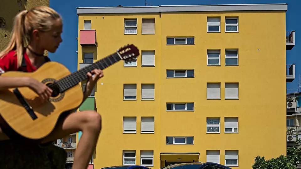 Stambena zgrada u Karlovcu 2