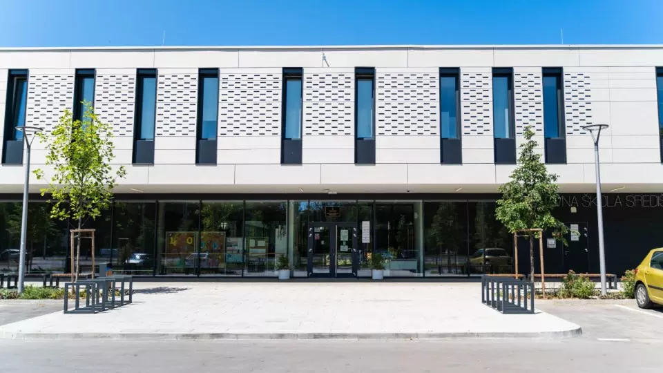 Osnovna škola Središće Osnovna škola Središće