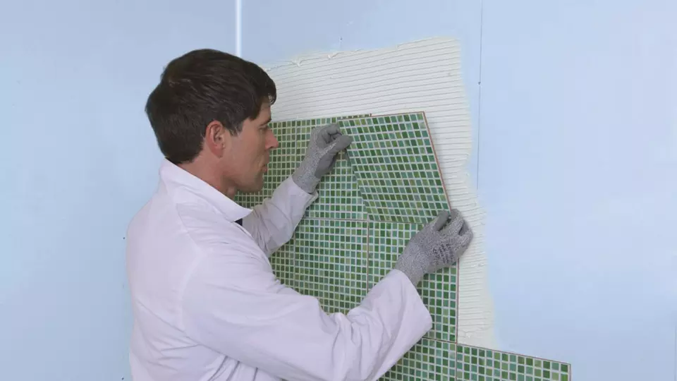 Lijepljenje pločica na glasroc H ploču Lijepljenje pločica na glasroc H ploču