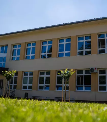 Škola Novi Marof