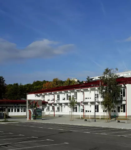 Škola Gajnice