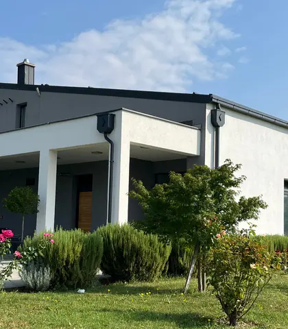 Crkva Slavonija