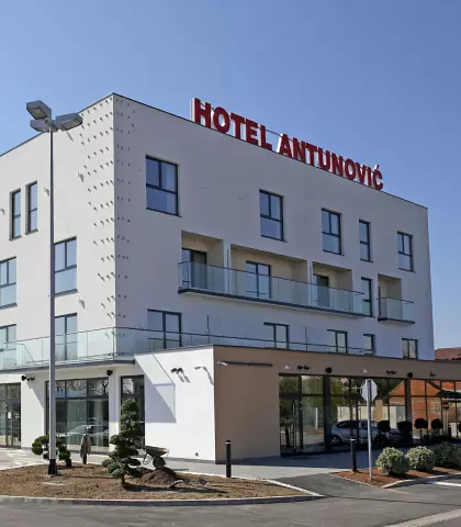 Hotel Antunović